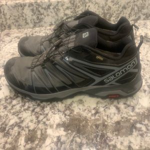 Salomon Gortex shoes.